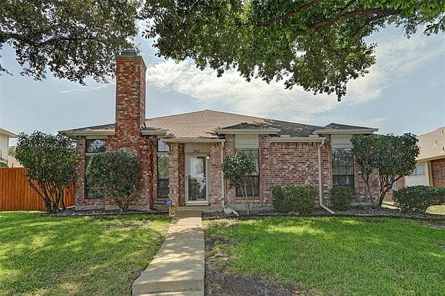 1st image of 2062 Vista Dr