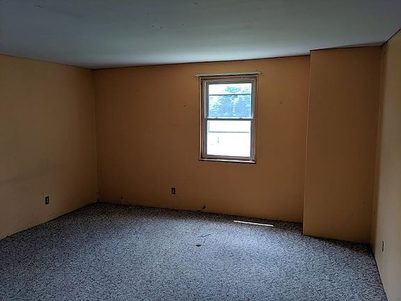 5th image of 460 County Road 34