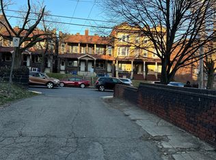 371 McKee Pl #B, Pittsburgh, PA 15213