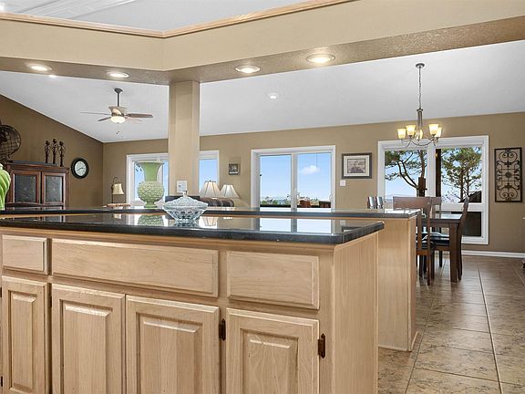 5th image of 11 Palisandro Dr