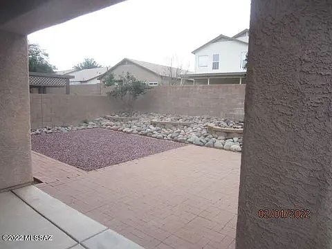 4th image of 9066 E Muleshoe St