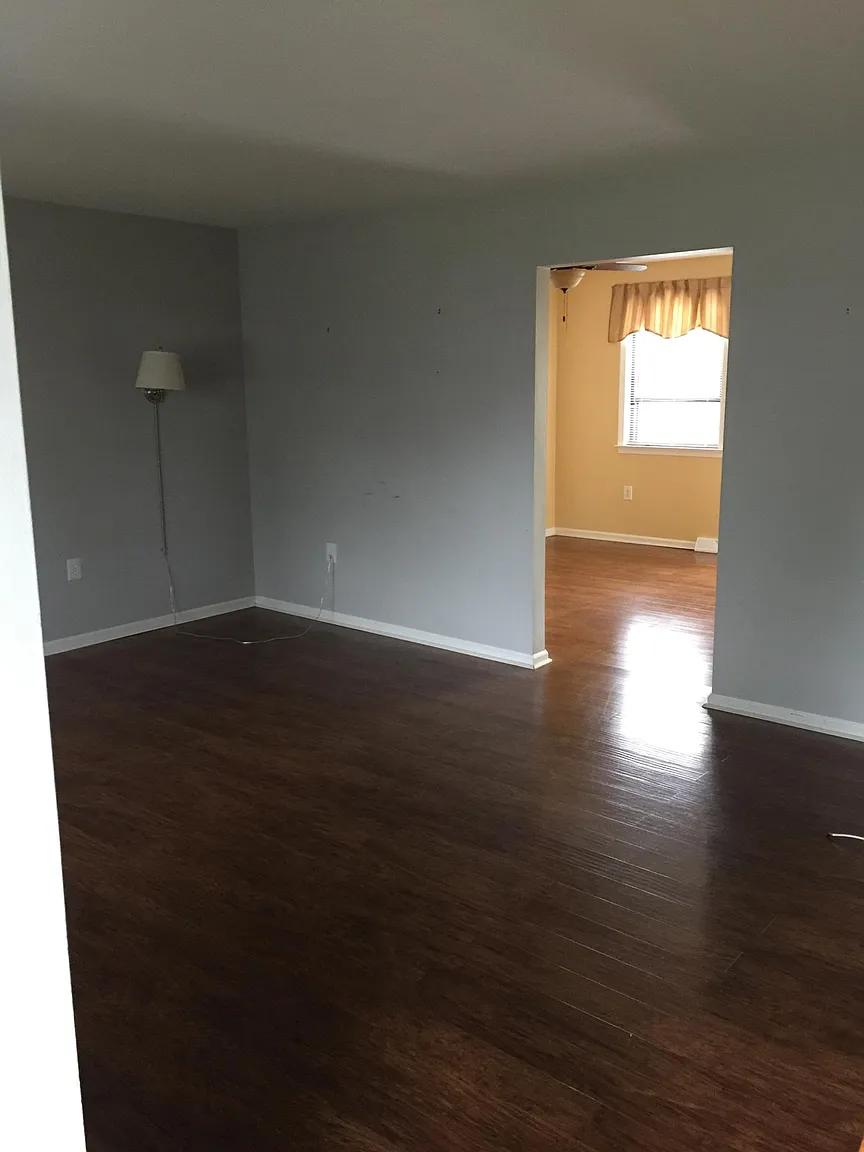 67 N Ridge Ave photo 1