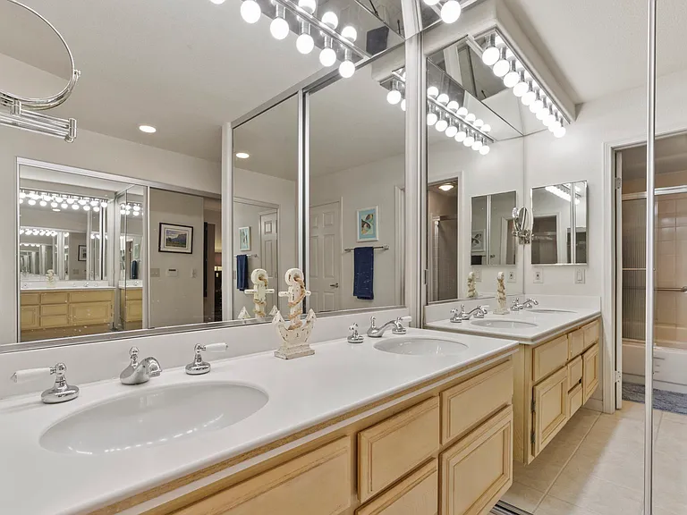 4947 Delos Way — Photo 29