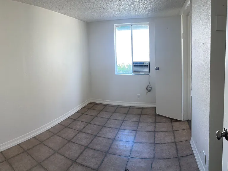 249 Idyllwild Dr — Photo 9