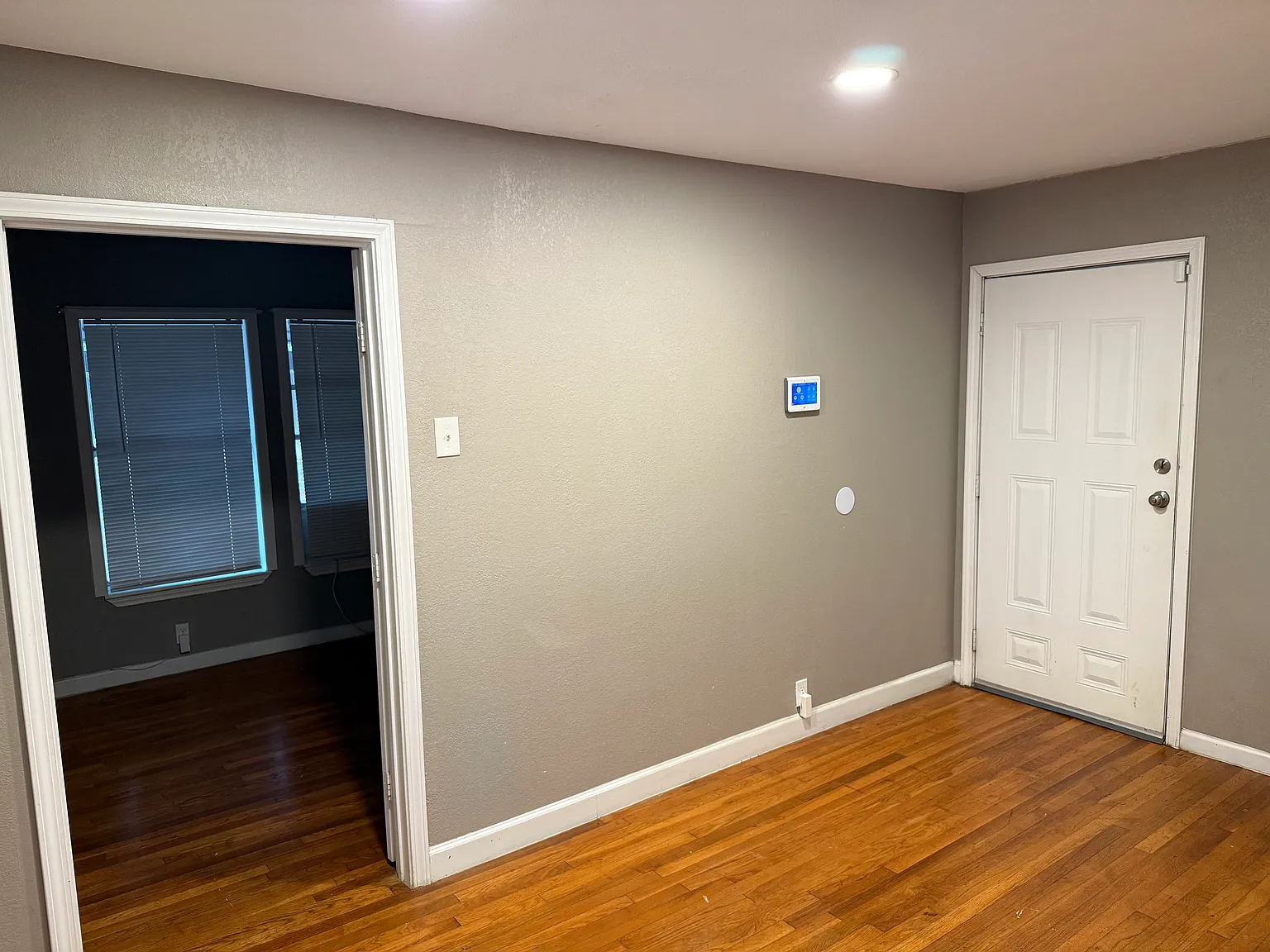 3 bed, 1300 sqft, $1,400 — Photo 4