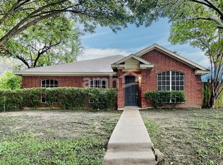 1220 Weaver St, Cedar Hill, TX 75104