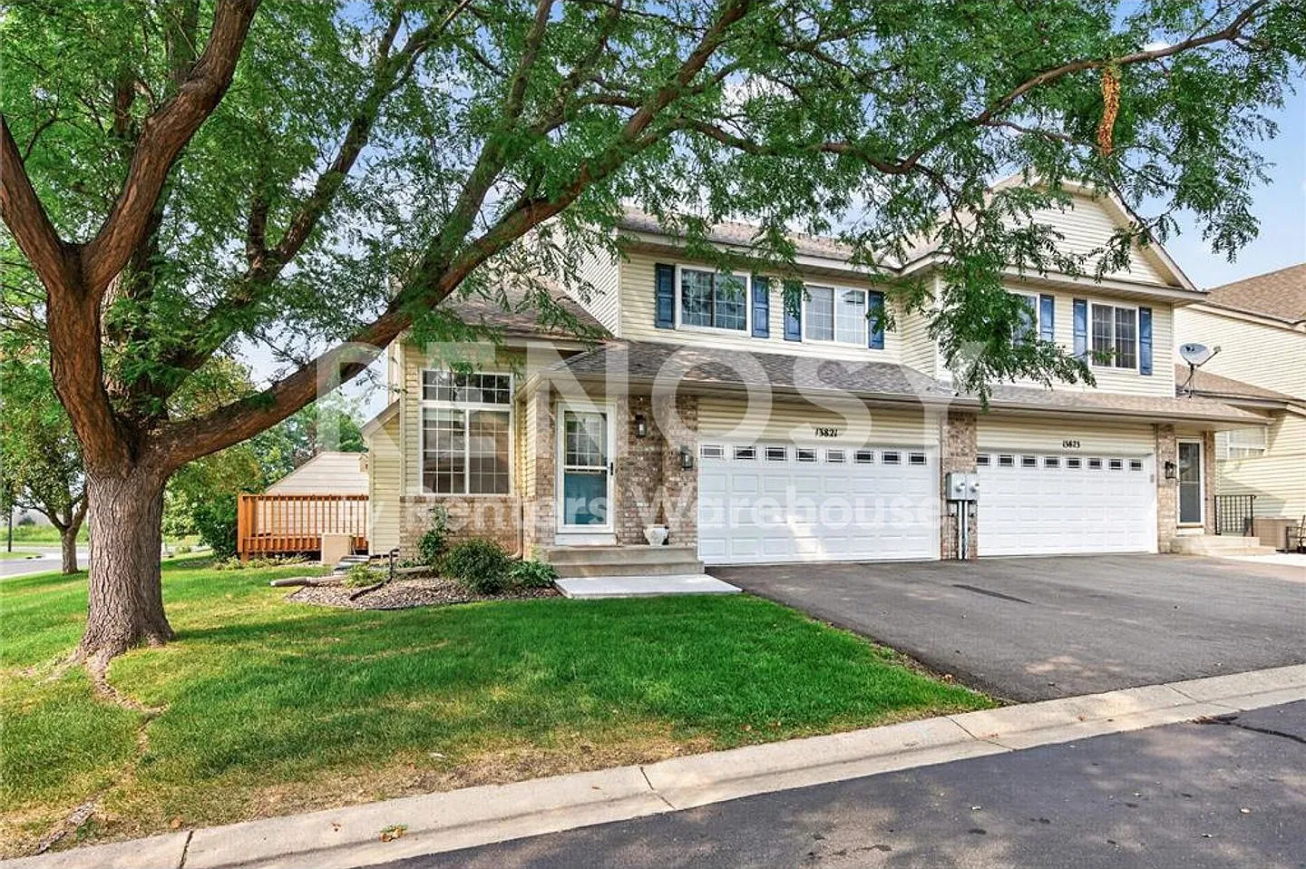 Available Now 4 Bedroom 1.5 Bath End Unit Townhouse in Savage — Photo 1