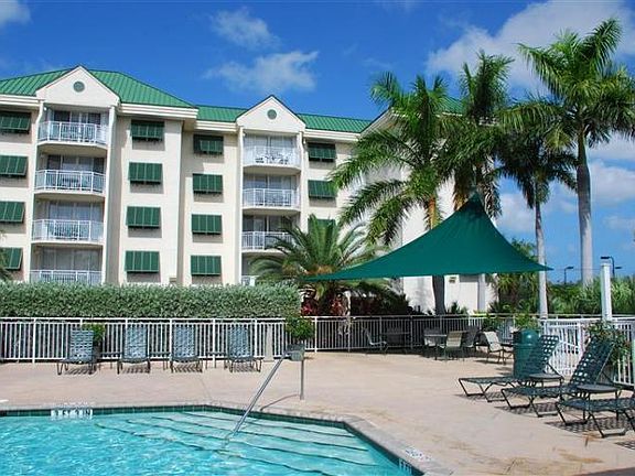2nd image of 3625 Seaside Dr #25409