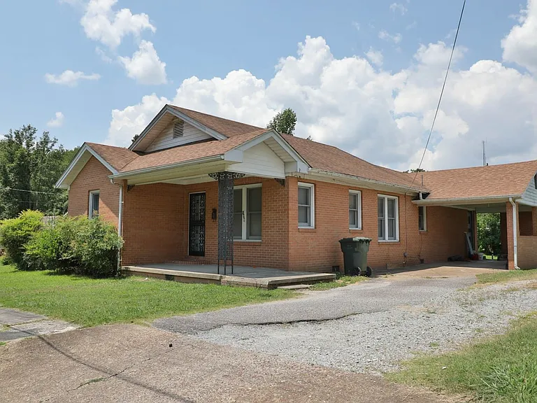 129 Fonville St — Photo 1