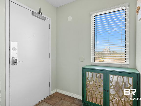 3rd image of 645 Plantation Rd #6501