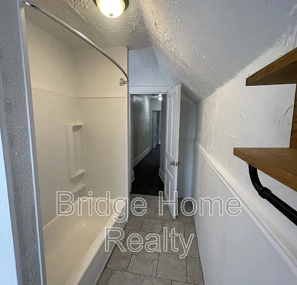 128 S Spring Ave — Photo 49