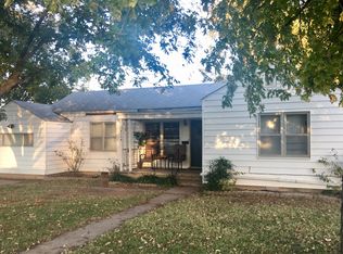 1116 N 11th St, Perry, OK 73077