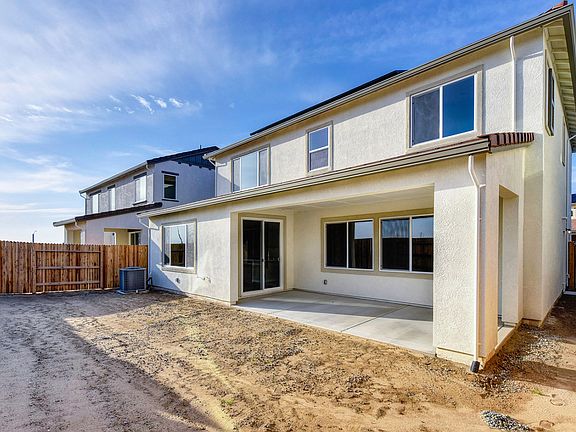 Radiance Homesite 98 Rear Yard