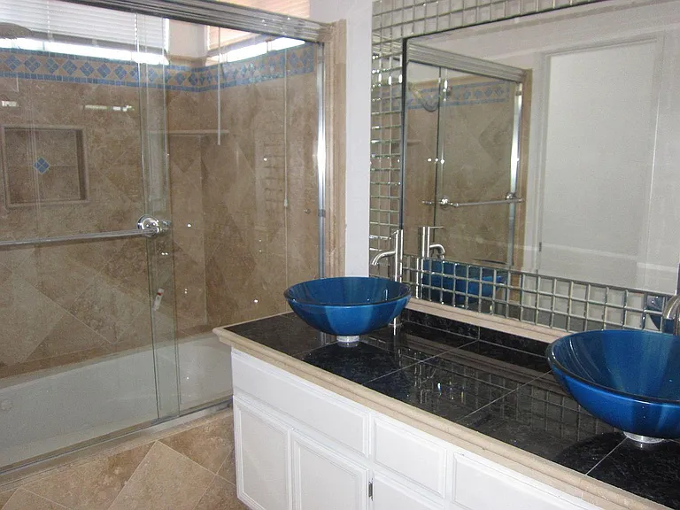 master bathroom upstairs