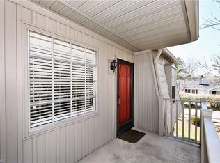 3812 Country Club Rd APT I, Winston Salem, NC 27104