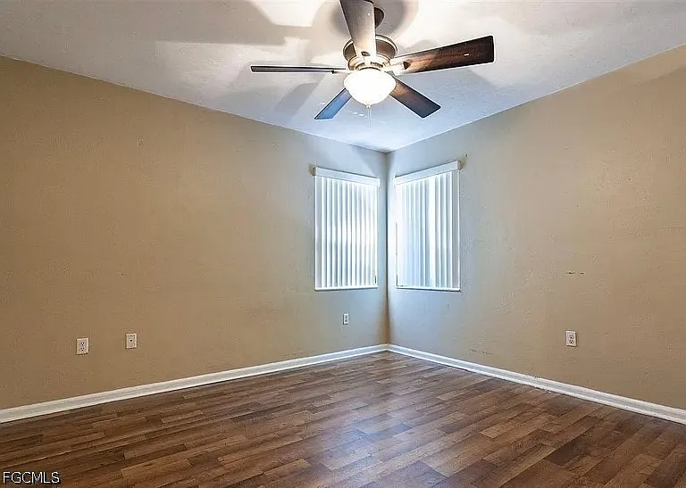 10505 SW 55th Pl — Photo 7