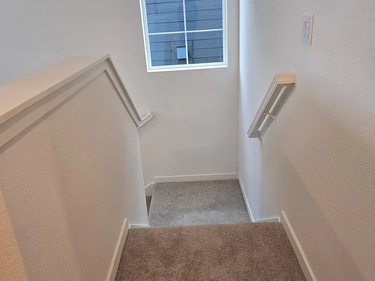 669 McGeal Pl — Photo 16