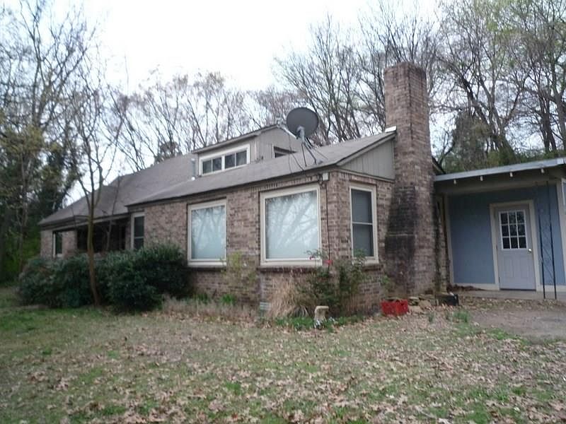 1st image of 703 N 10th St