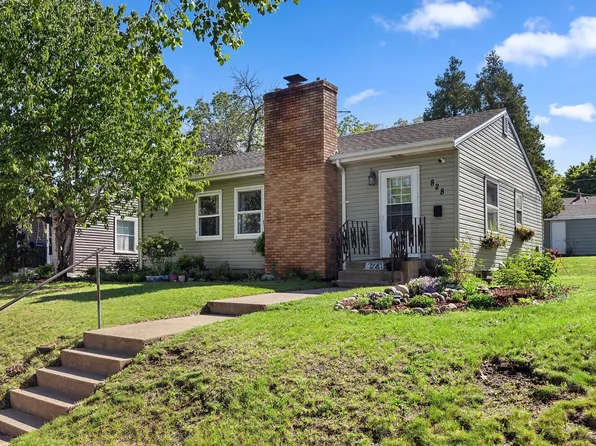 828 Howard St N, Saint Paul, MN 55119