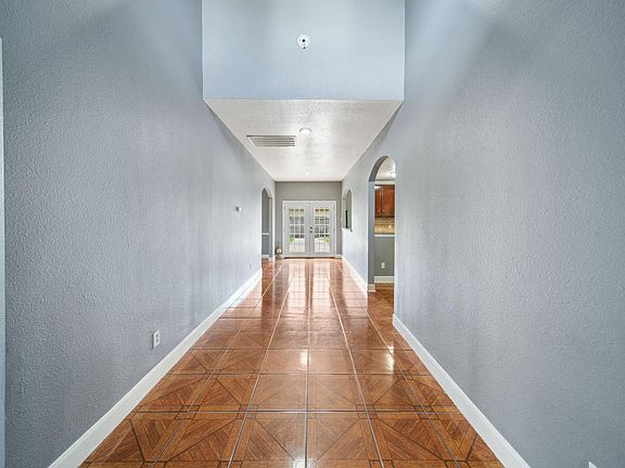 3rd image of 11642 Borderwood Dr
