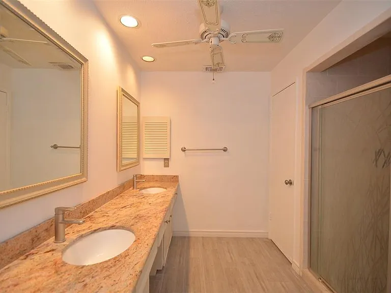 2822 River Birch Dr — Photo 9