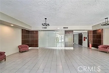 4477 Wilshire Blvd #104 — Photo 10
