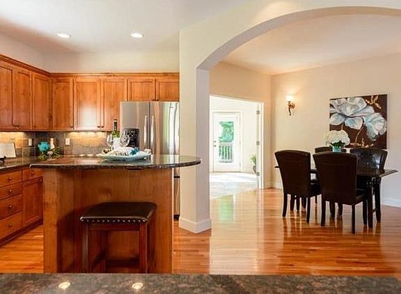 5th image of 1132 Waverly Dr