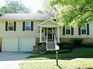1886 Harbor Mill Dr, Fenton, MO
