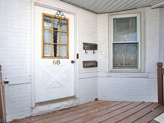 2nd image of 68 Mohawk Ave