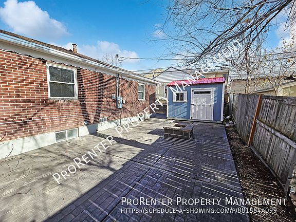 2nd image of 2468 E Redondo Ave