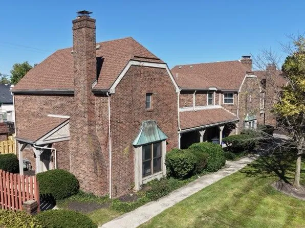 4545 Sandringham Dr, Columbus, OH 43220