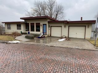 622 N 2nd St, Council Bluffs, IA 51503