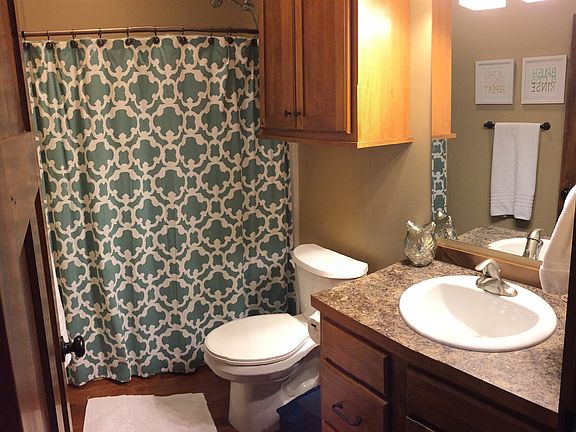 5th image of 1409 SW Kenworthy Dr