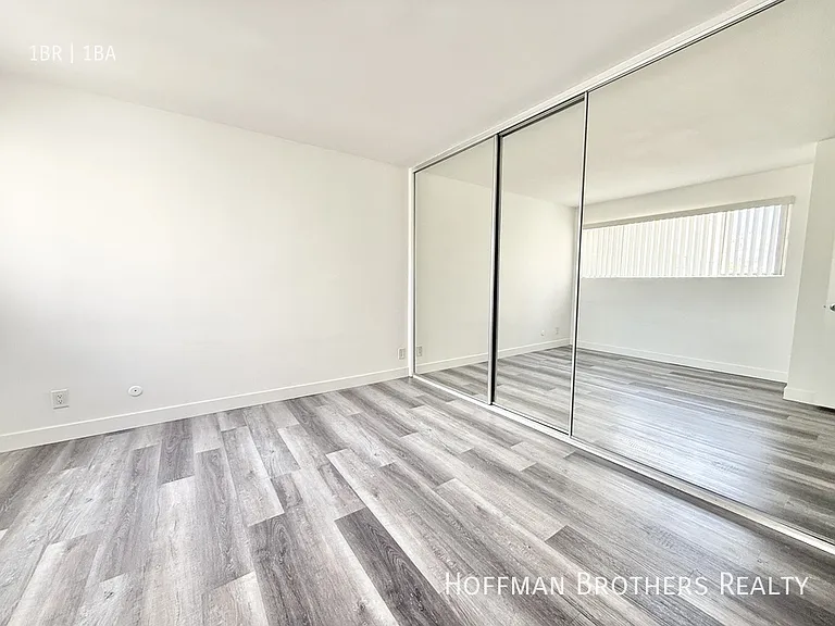 827 Gramercy Dr #209 — Photo 4