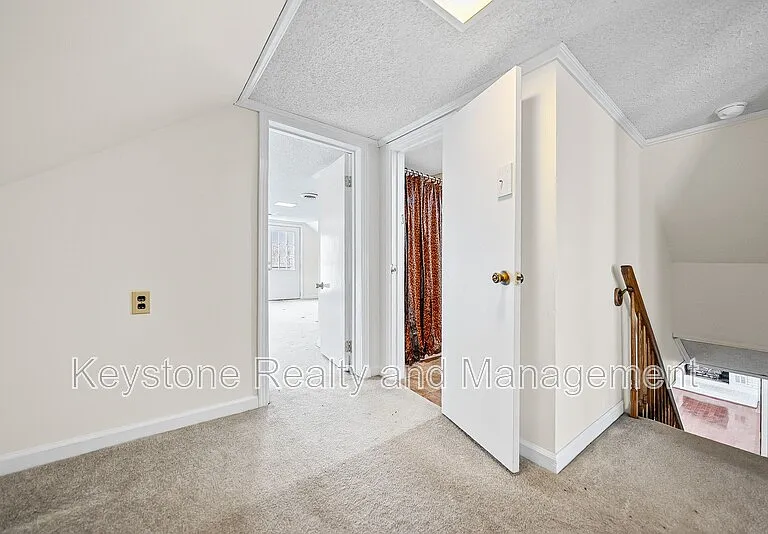1340 Donelson Pkwy — Photo 11