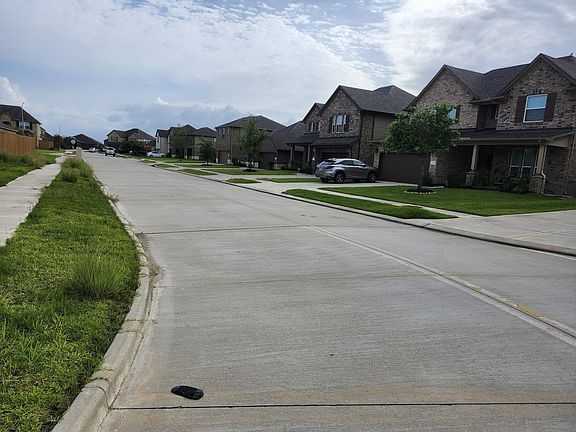 5th image of 1351 Eagle Pass Dr