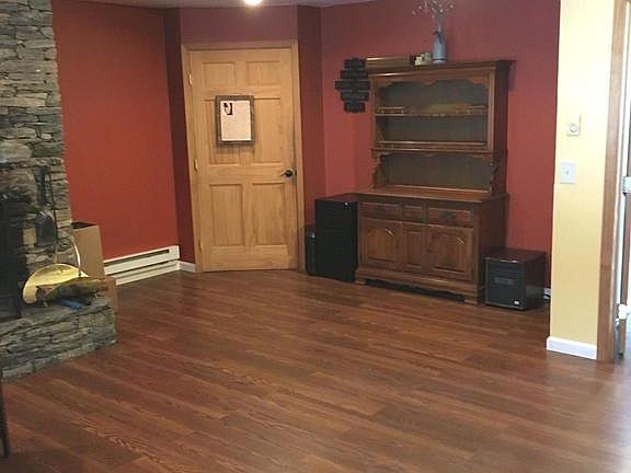2nd image of 1112 Heidelberg Ave