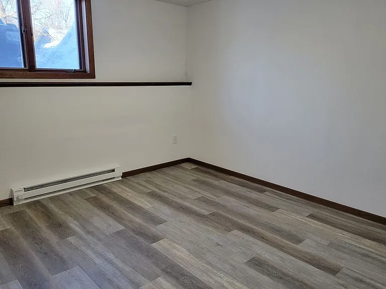 138 N Bay St — Photo 19