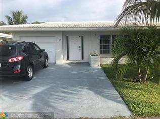 6705 NW 72nd St, Tamarac, FL 33321