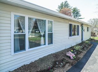 1114 Allen St, Springfield, MA 01118