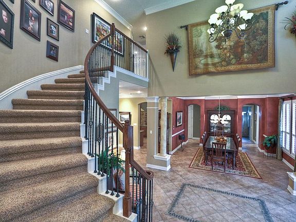 5th image of 16727 Allemand Ln