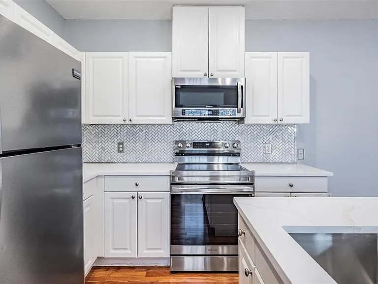 404 S Willow Ave #B — Photo 9