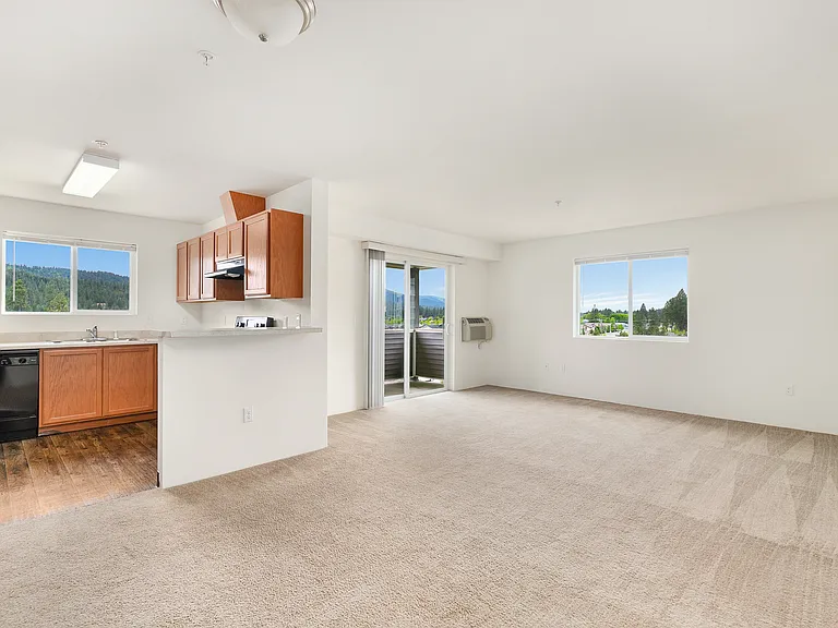 Riverview Collection — Photo 11