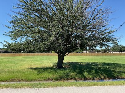2 Surveyors Rd, Aubrey, TX, 76227