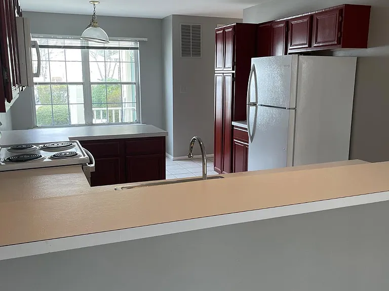 6 Marketree Ct — Photo 42