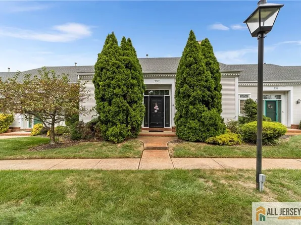 73 Winthrop Rd #C, Monroe Township, NJ 08831