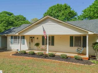 110 Bob White Ln, Anderson, SC 29625
