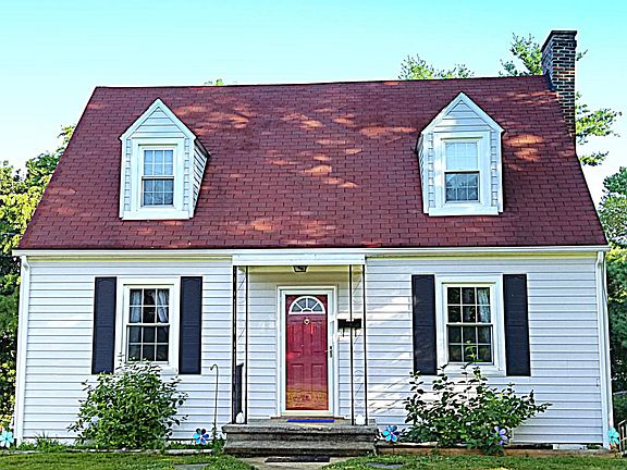 3rd image of 2518 Avalon Ave NW