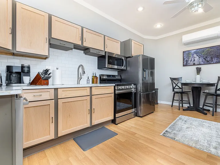 43 Woodland St — Photo 32
