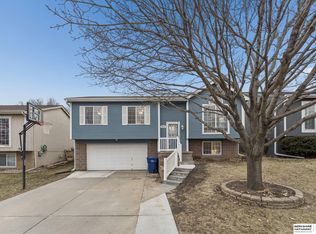 5306 S 190th Ter, Omaha, NE 68135